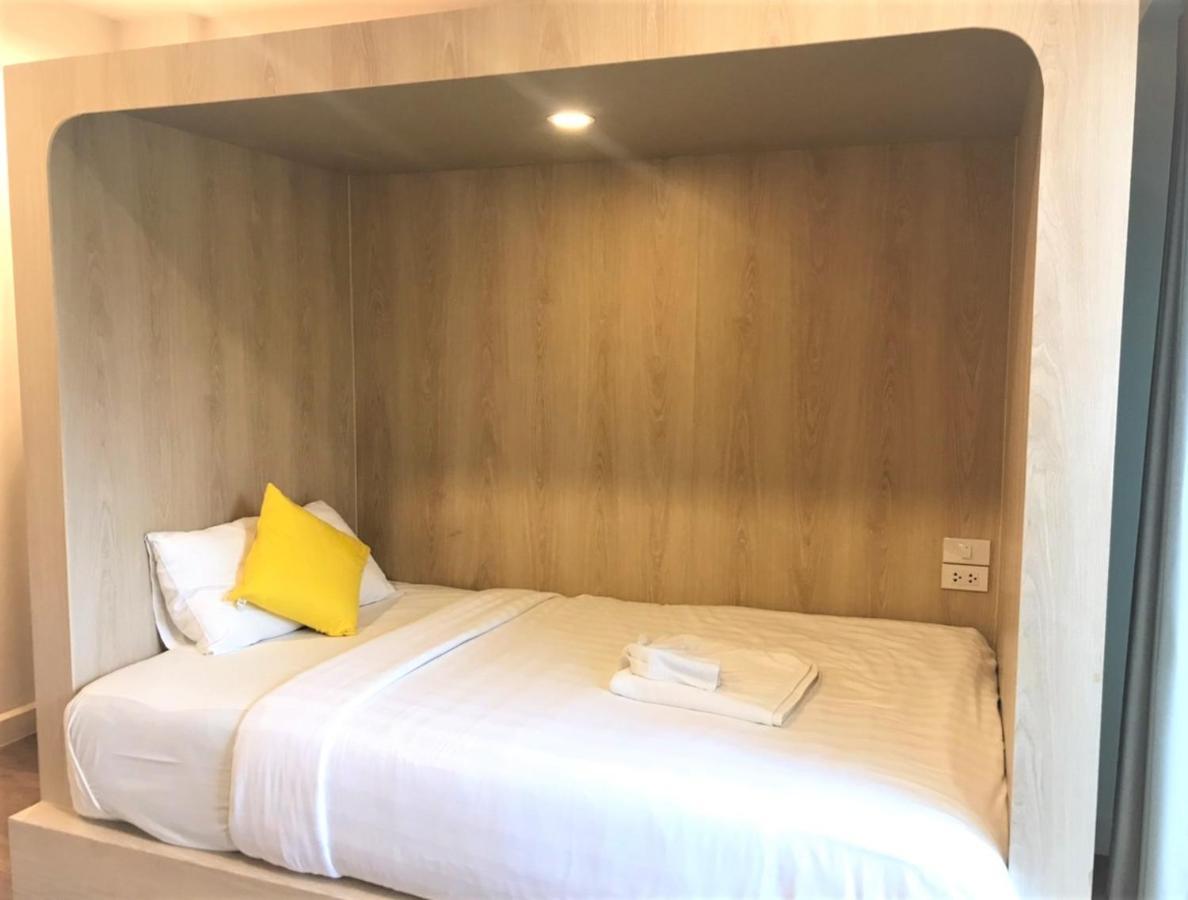 La La Moon Krabi Poshtel'N' Pool Bed and Breakfast Εξωτερικό φωτογραφία