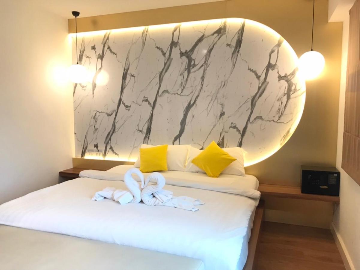 La La Moon Krabi Poshtel'N' Pool Bed and Breakfast Εξωτερικό φωτογραφία