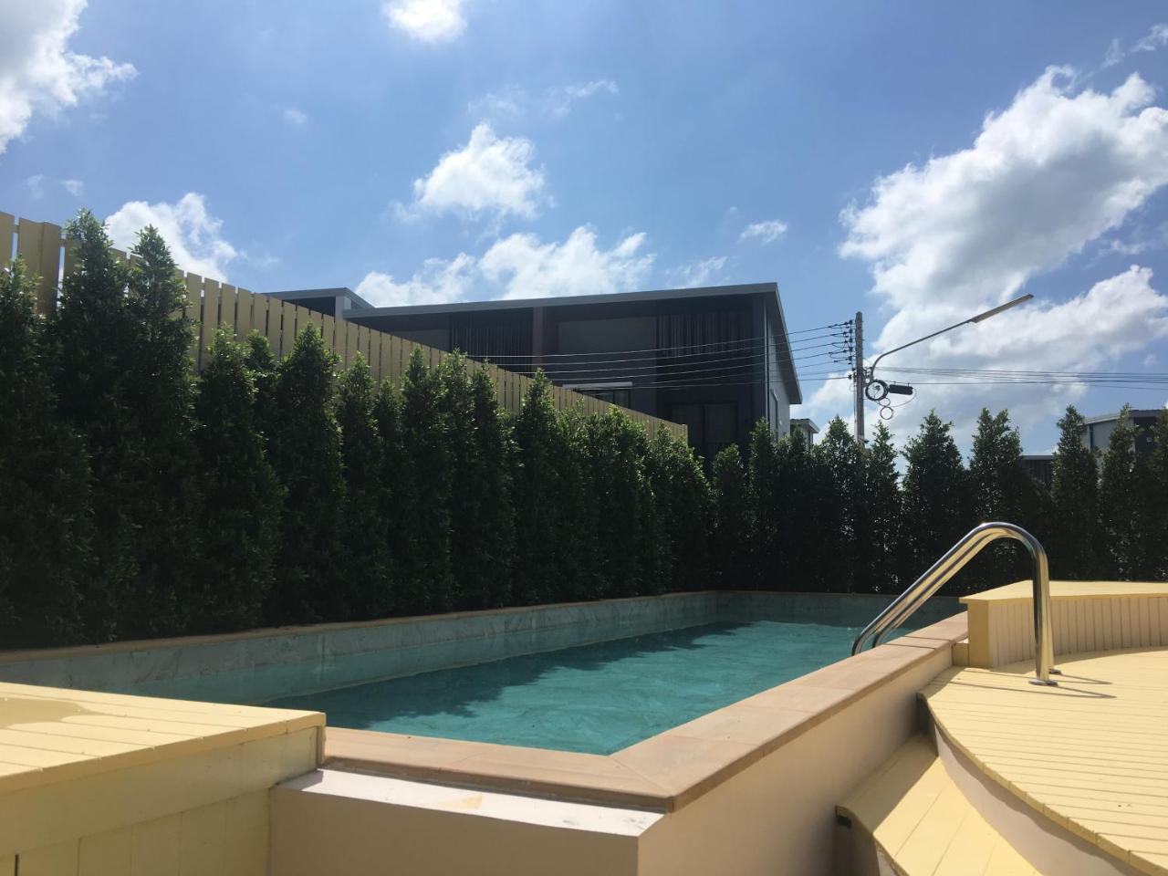 La La Moon Krabi Poshtel'N' Pool Bed and Breakfast Εξωτερικό φωτογραφία