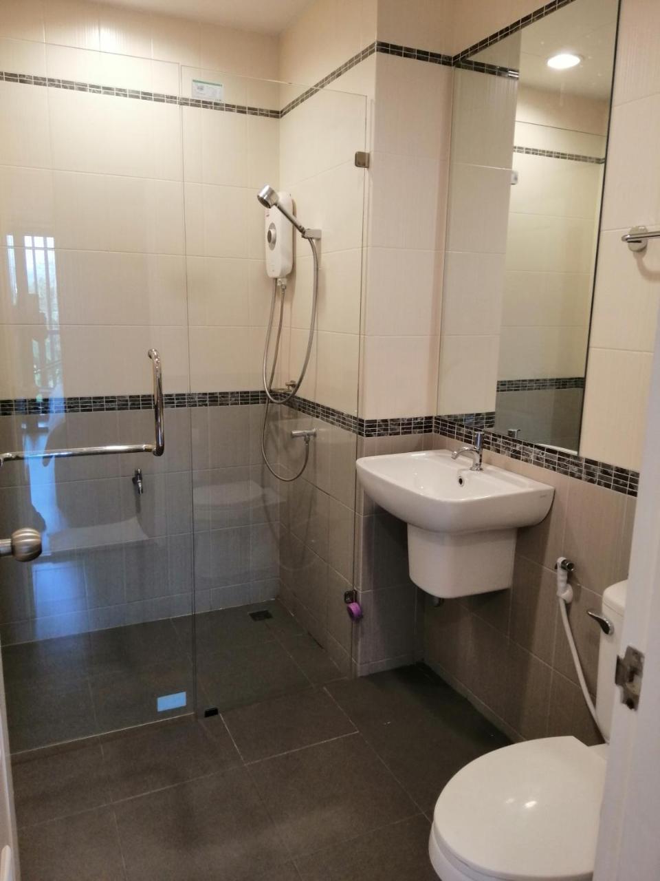 La La Moon Krabi Poshtel'N' Pool Bed and Breakfast Εξωτερικό φωτογραφία